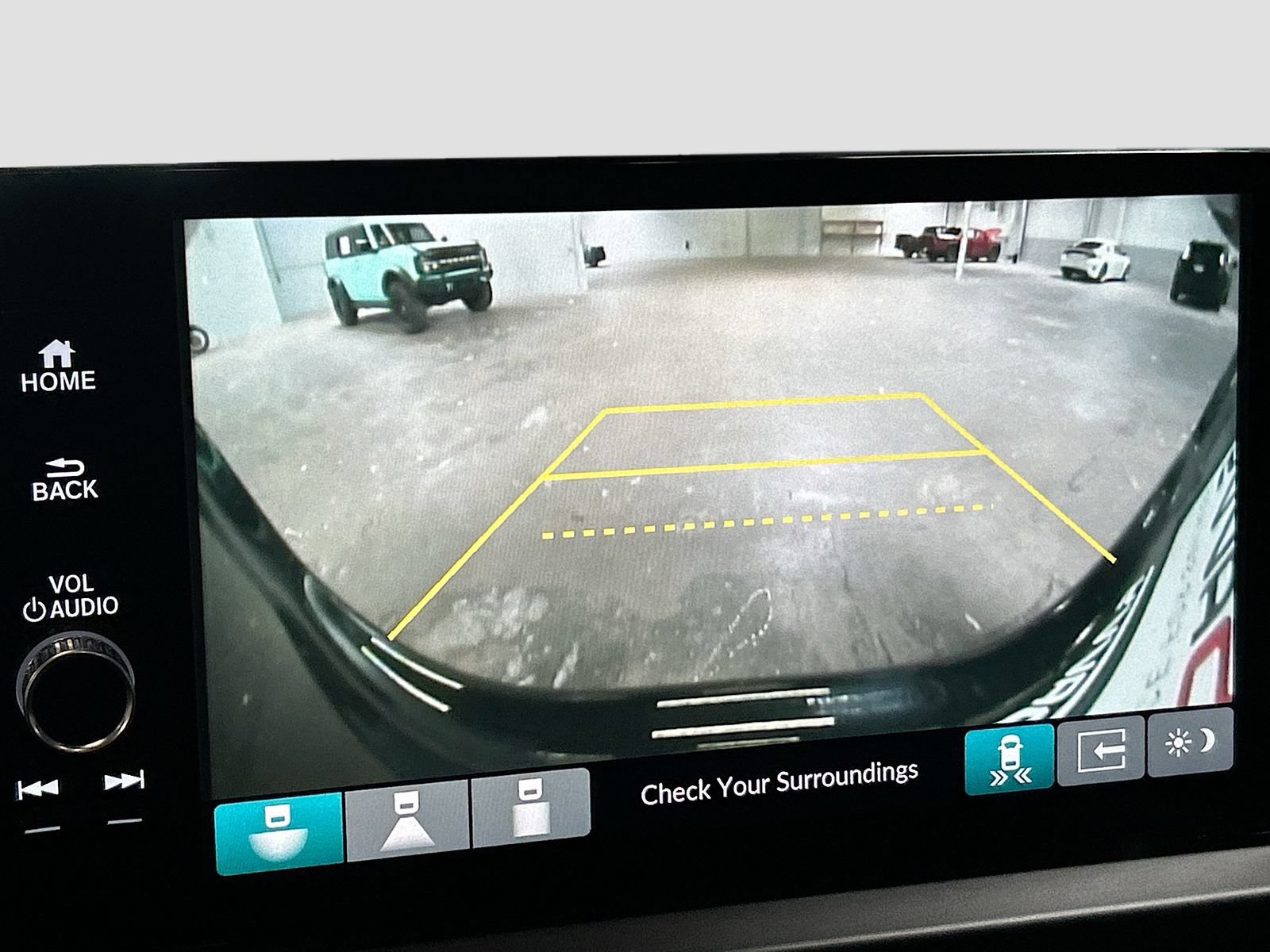 Used 2024 Honda Pilot Touring image 14