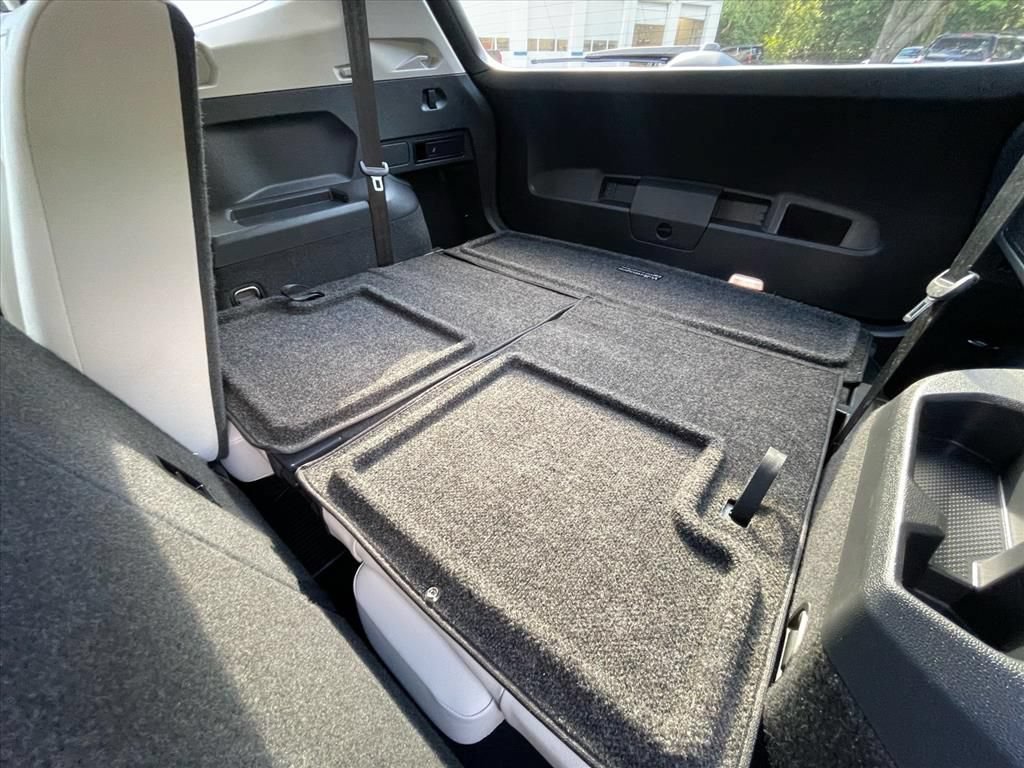 Used 2020 Volkswagen Tiguan SEL w/ 3rd Row Seat Package AWD/4WD image 8