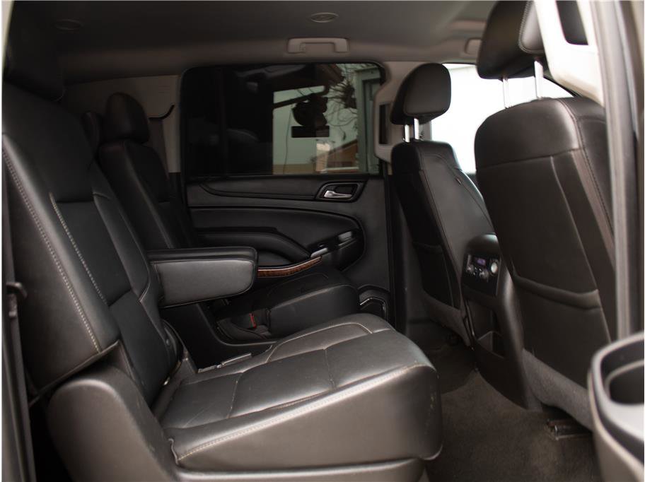 Used 2017 Chevrolet Suburban Premier image 12