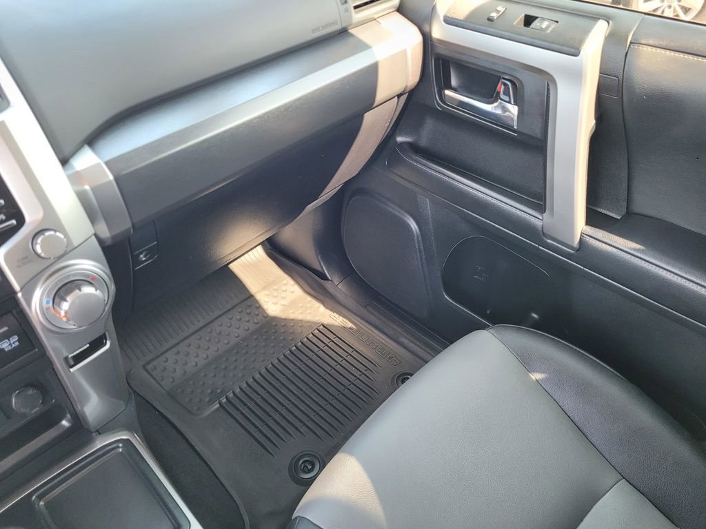 Used 2022 Toyota 4Runner SR5 Premium w/ Moonroof Package image 12