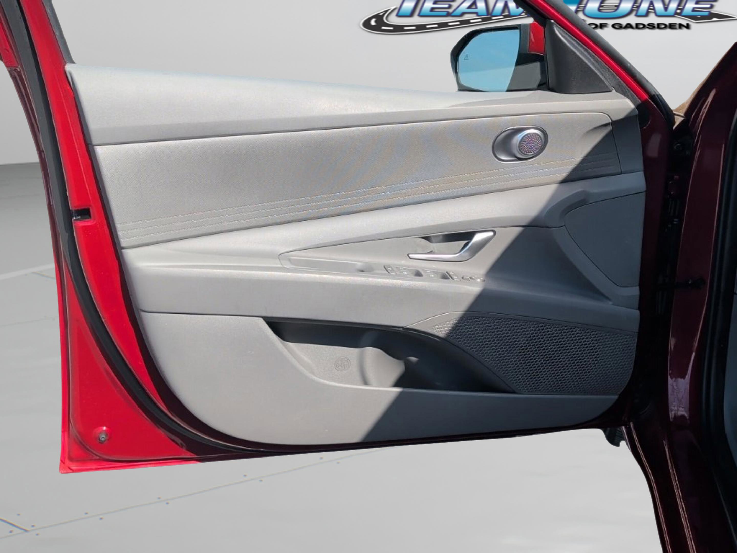 Used 2024 Hyundai Elantra SEL image 39