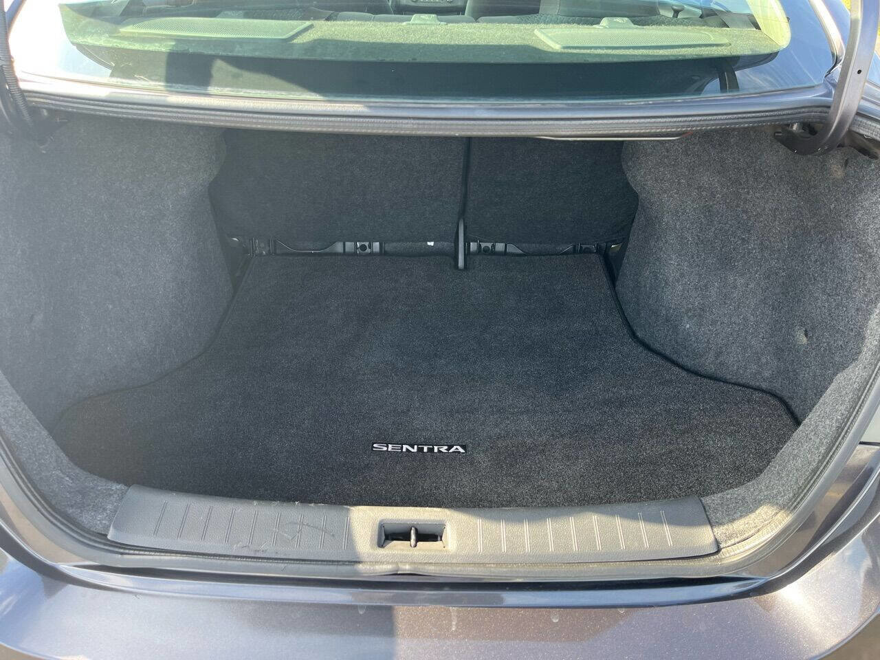 Used 2014 Nissan Sentra SR image 12