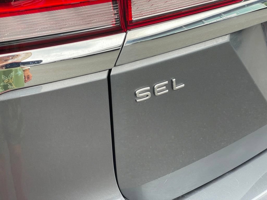 Certified 2023 Volkswagen Atlas SEL AWD/4WD image 18