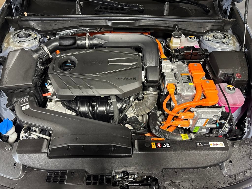 Used 2025 Hyundai Sonata SEL FWD image 10