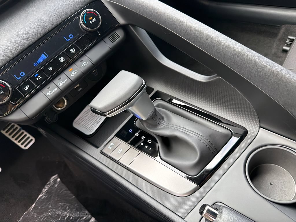 New 2026 Hyundai Elantra Sport FWD image 26