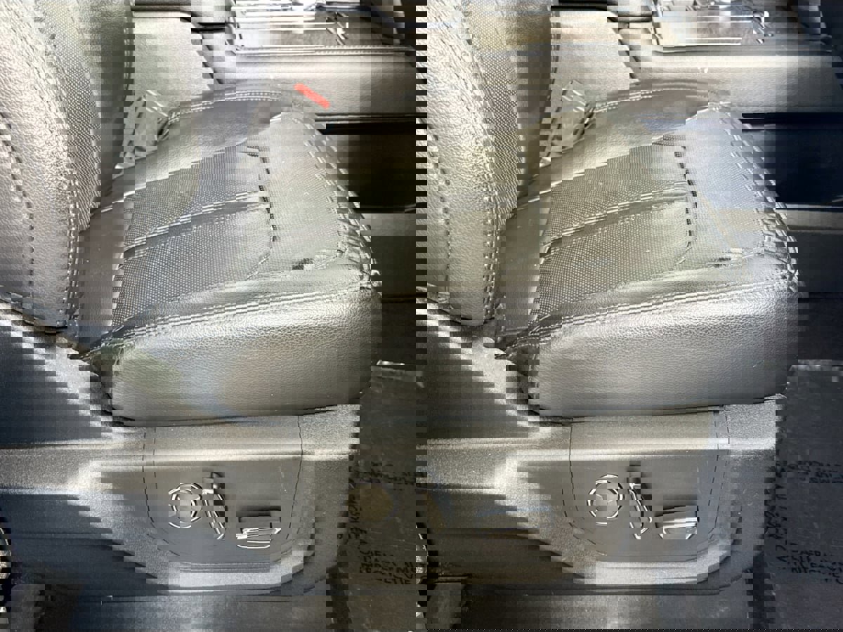 Used 2021 Ford Expedition Max Limited image 39