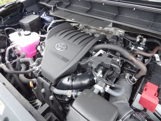 Certified 2025 Toyota Highlander LE FWD image 39