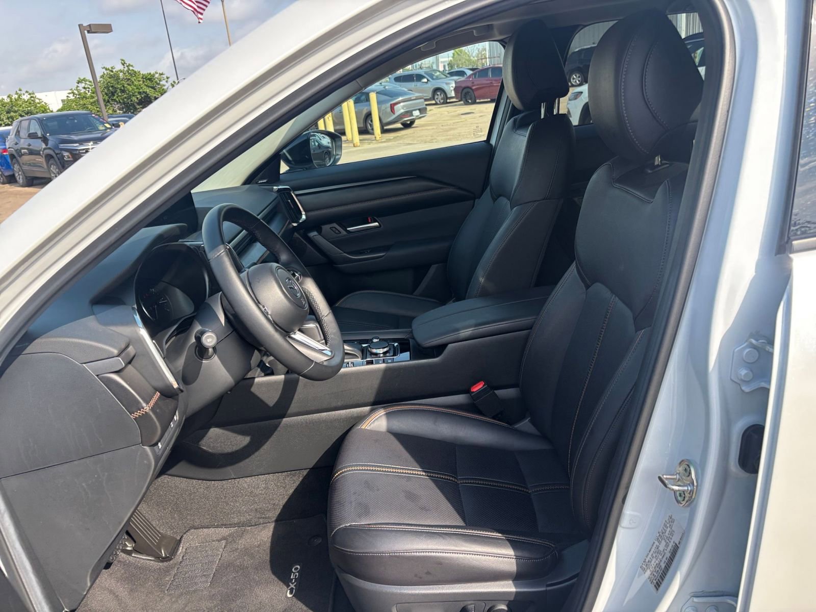 Used 2025 MAZDA CX-50 2.5 Hybrid w/ Premium Plus Pkg AWD/4WD image 28