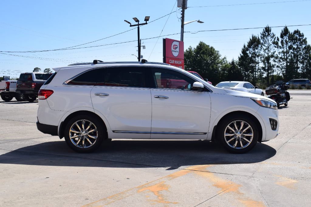 Used 2017 Kia Sorento SX FWD image 3