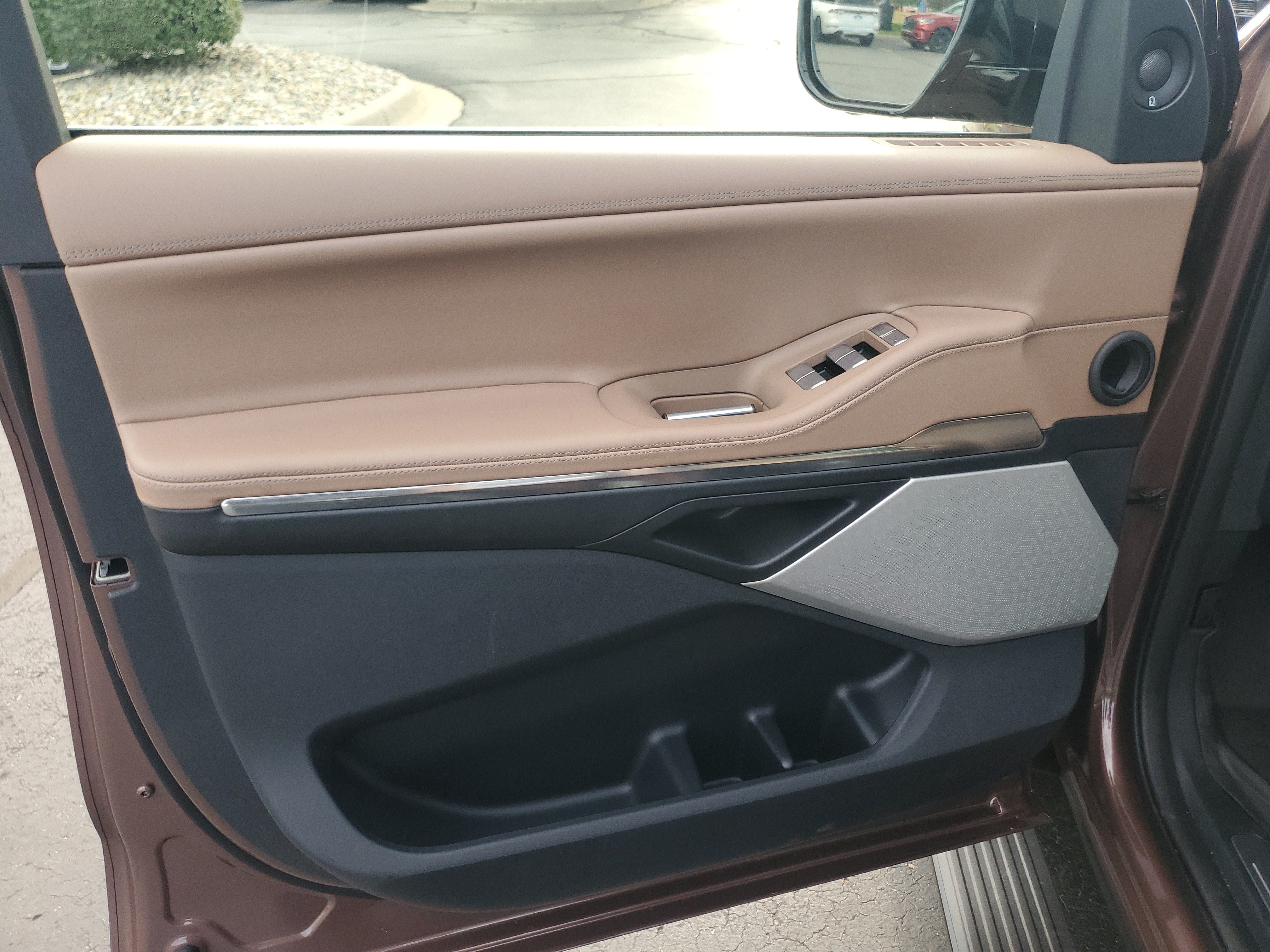 New 2027 Lincoln Navigator Black Label AWD/4WD image 8