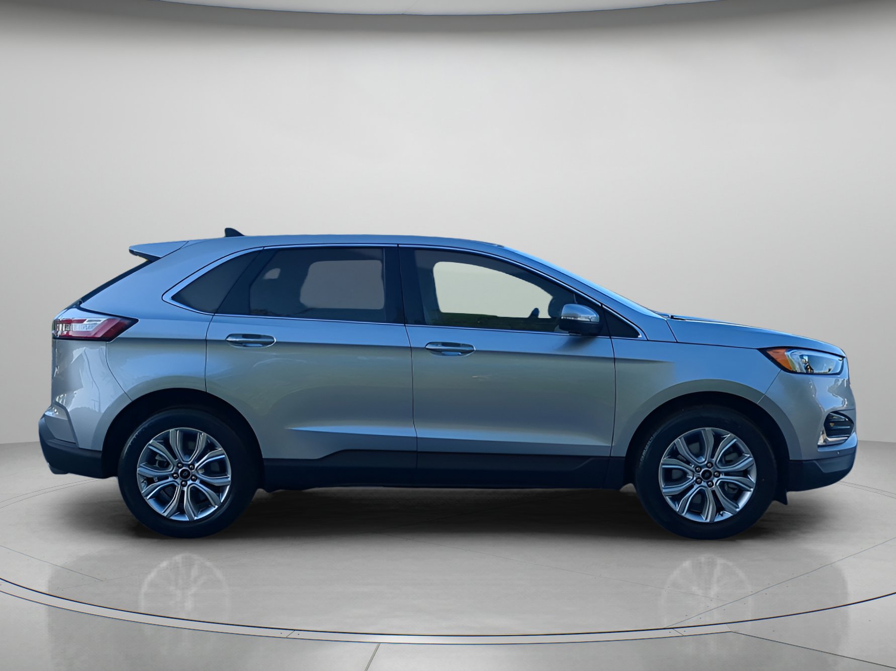 Certified 2023 Ford Edge Titanium image 39