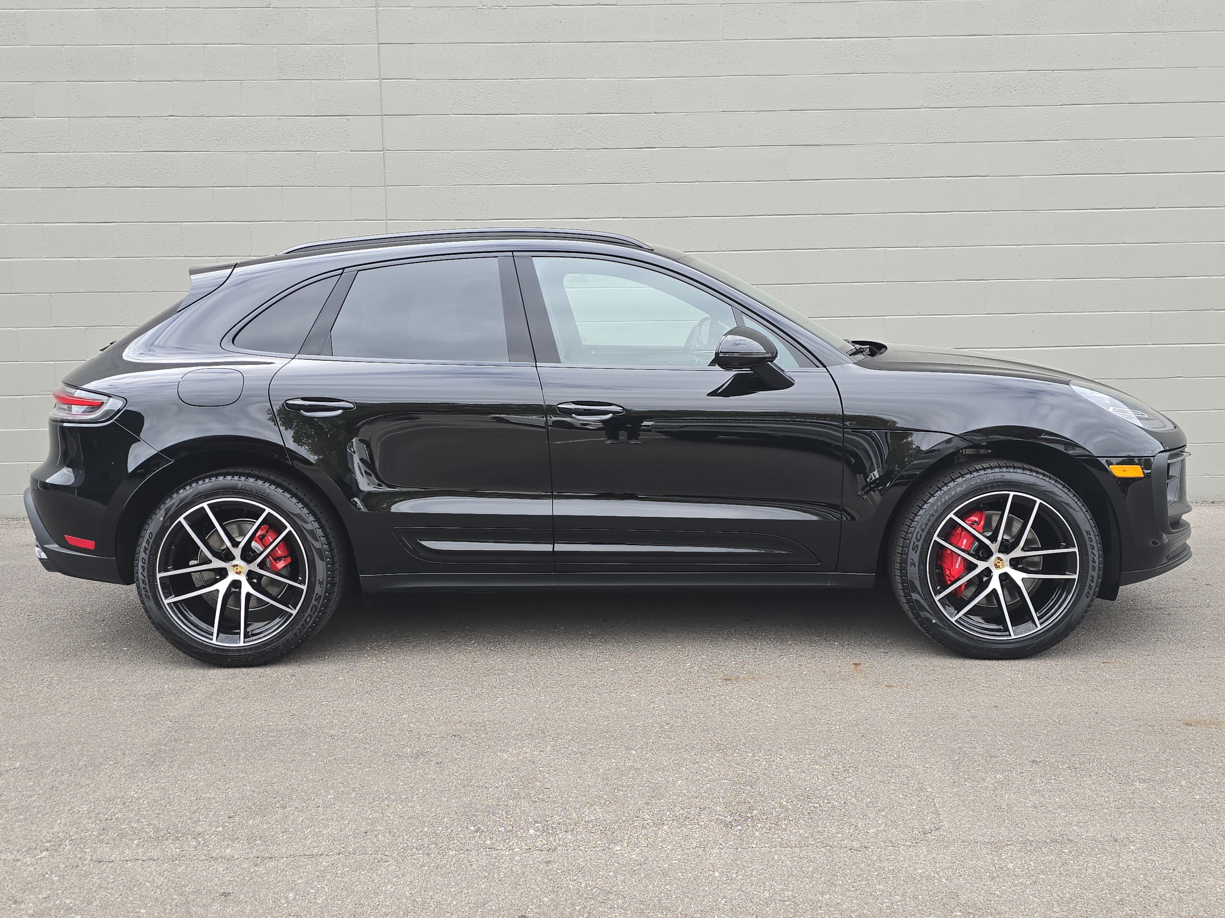 New 2026 Porsche Macan S AWD/4WD image 10
