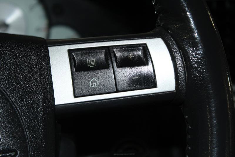 Used 2010 Chrysler 300 S image 14