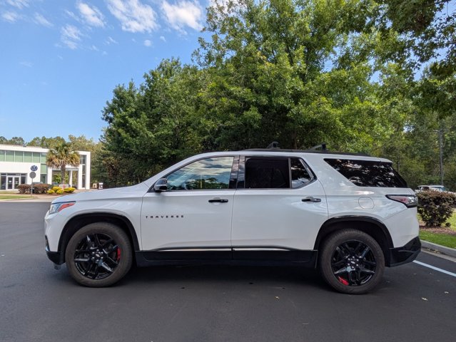 Used 2019 Chevrolet Traverse Premier w/ Redline Edition AWD/4WD image 9