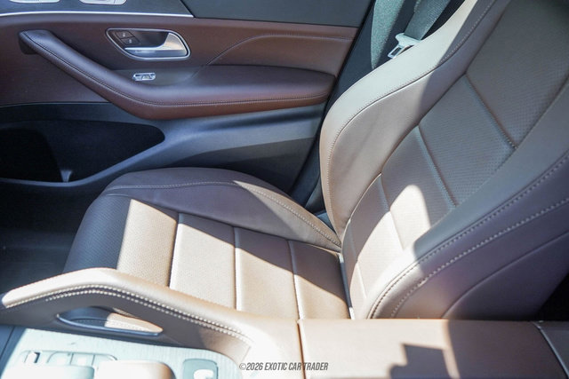 Used 2024 Mercedes-Benz GLS 450 4MATIC image 47