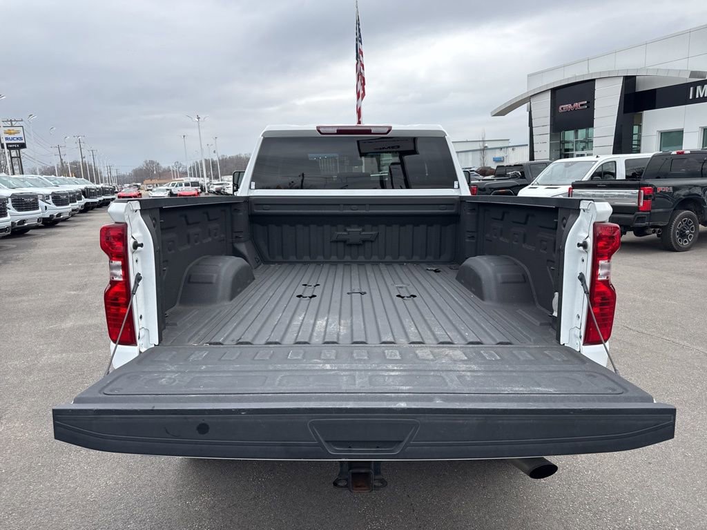 Used 2022 Chevrolet Silverado 2500 Custom w/ Custom Value Package image 26