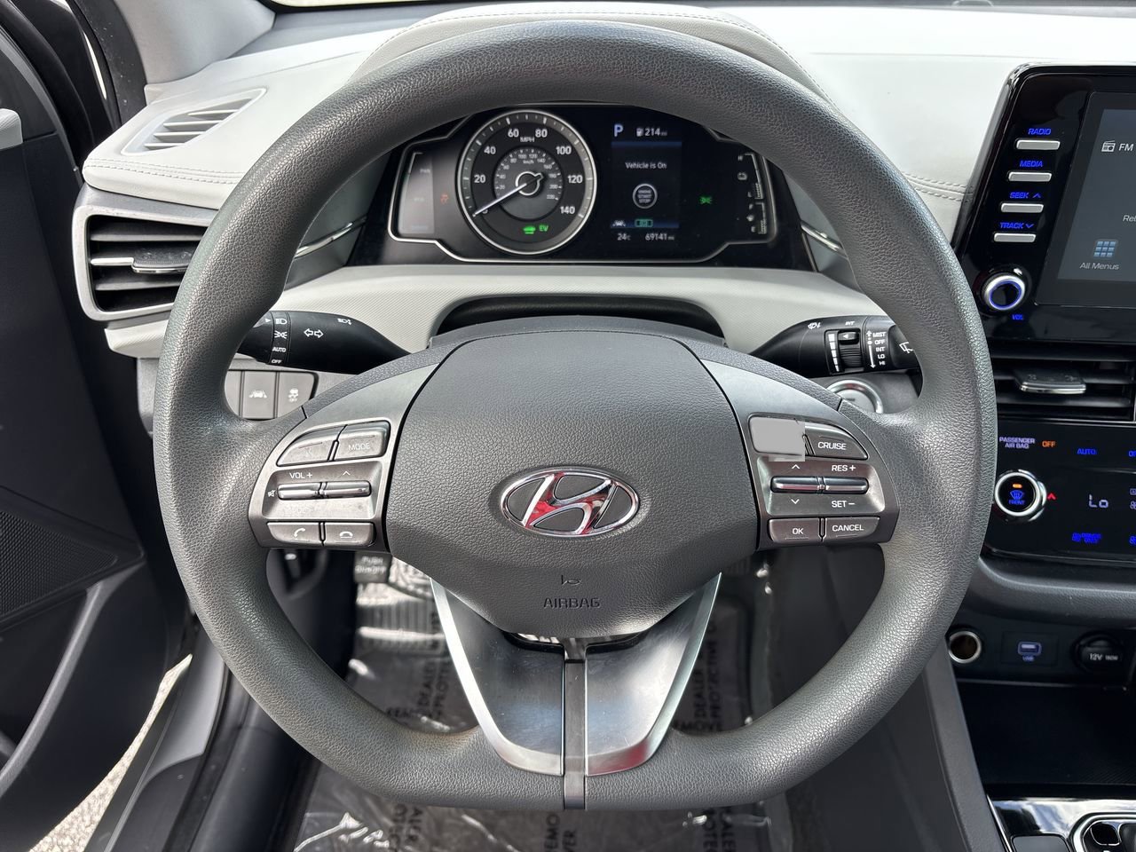 Used 2020 Hyundai Ioniq Blue image 25