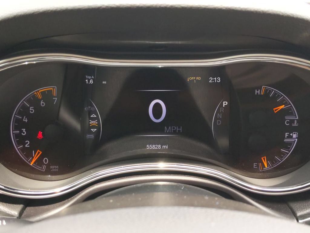 Used 2018 Jeep Grand Cherokee Trailhawk w/ Trailhawk Luxury Group AWD/4WD image 49