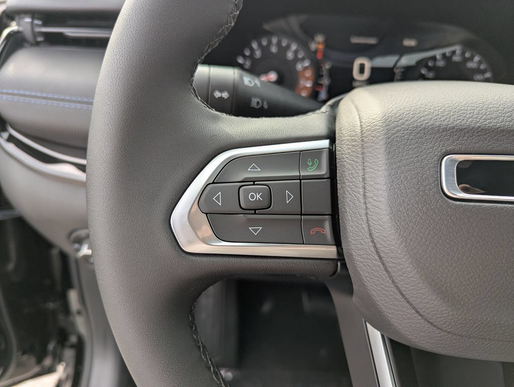 New 2026 Jeep Compass Latitude AWD/4WD image 22