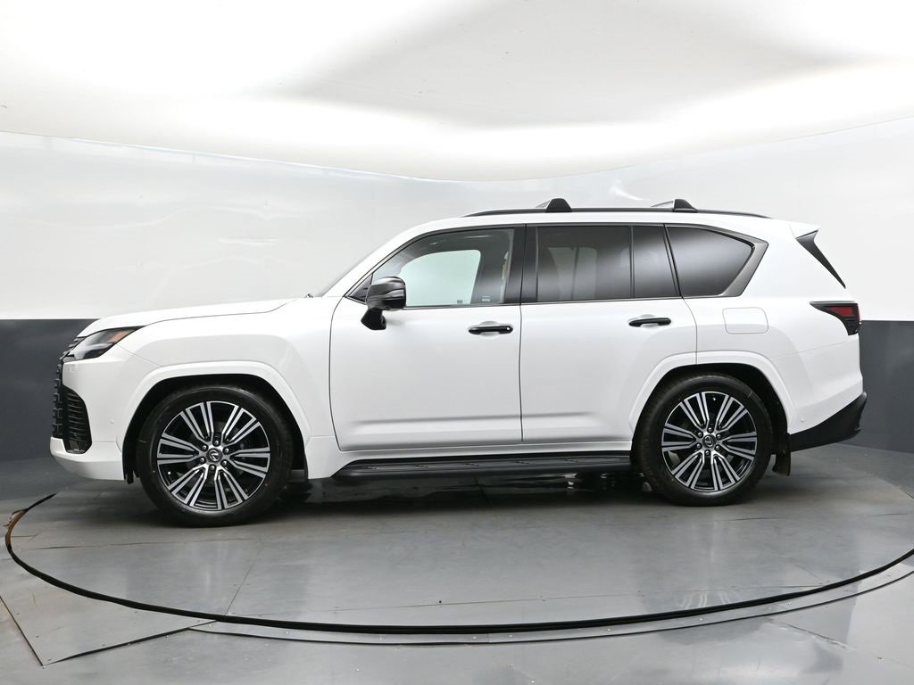 New 2026 Lexus LX 700h Luxury image 4
