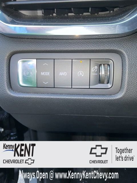 Used 2025 GMC Acadia Elevation image 28