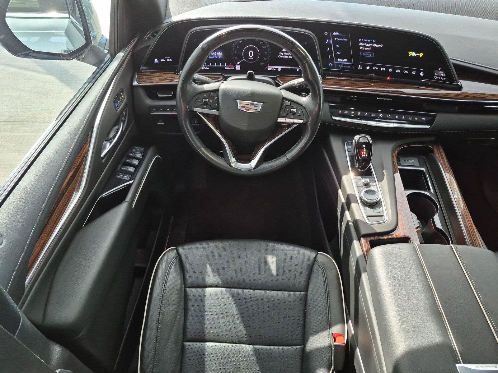 Used 2022 Cadillac Escalade ESV Premium Luxury AWD/4WD image 14