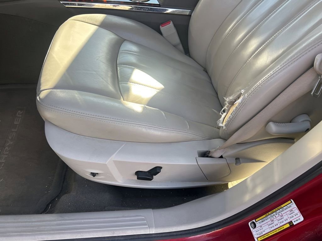 Used 2008 Chrysler 300 C image 20