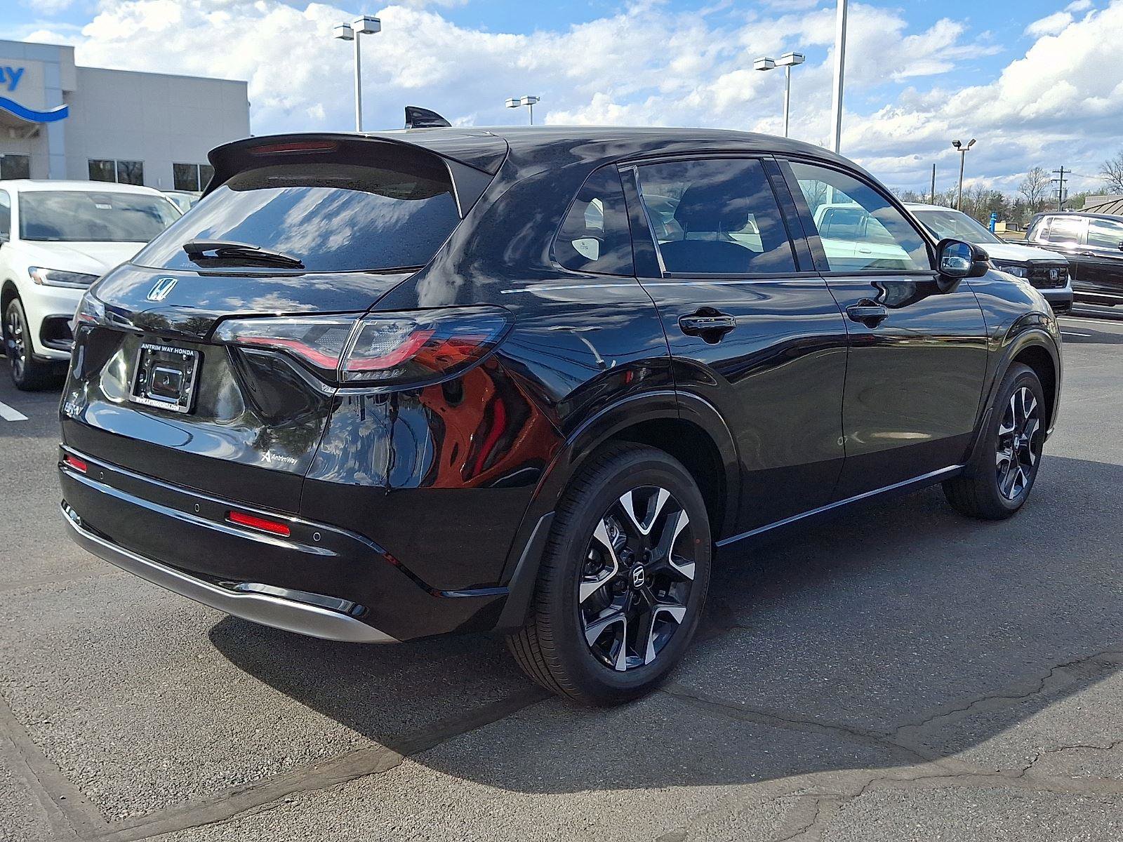 New 2026 Honda HR-V EX-L image 3