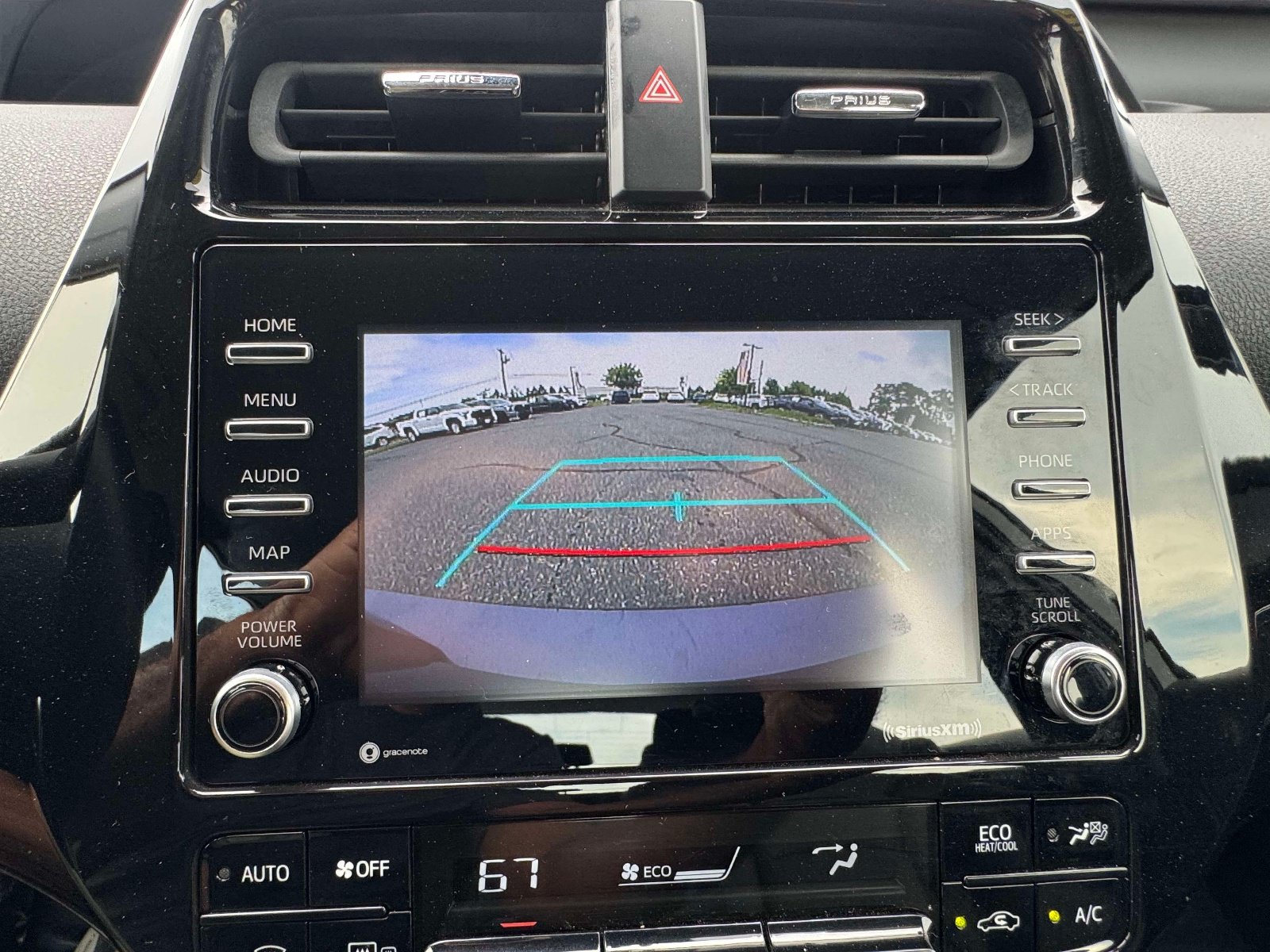 Certified 2022 Toyota Prius XLE AWD/4WD image 33