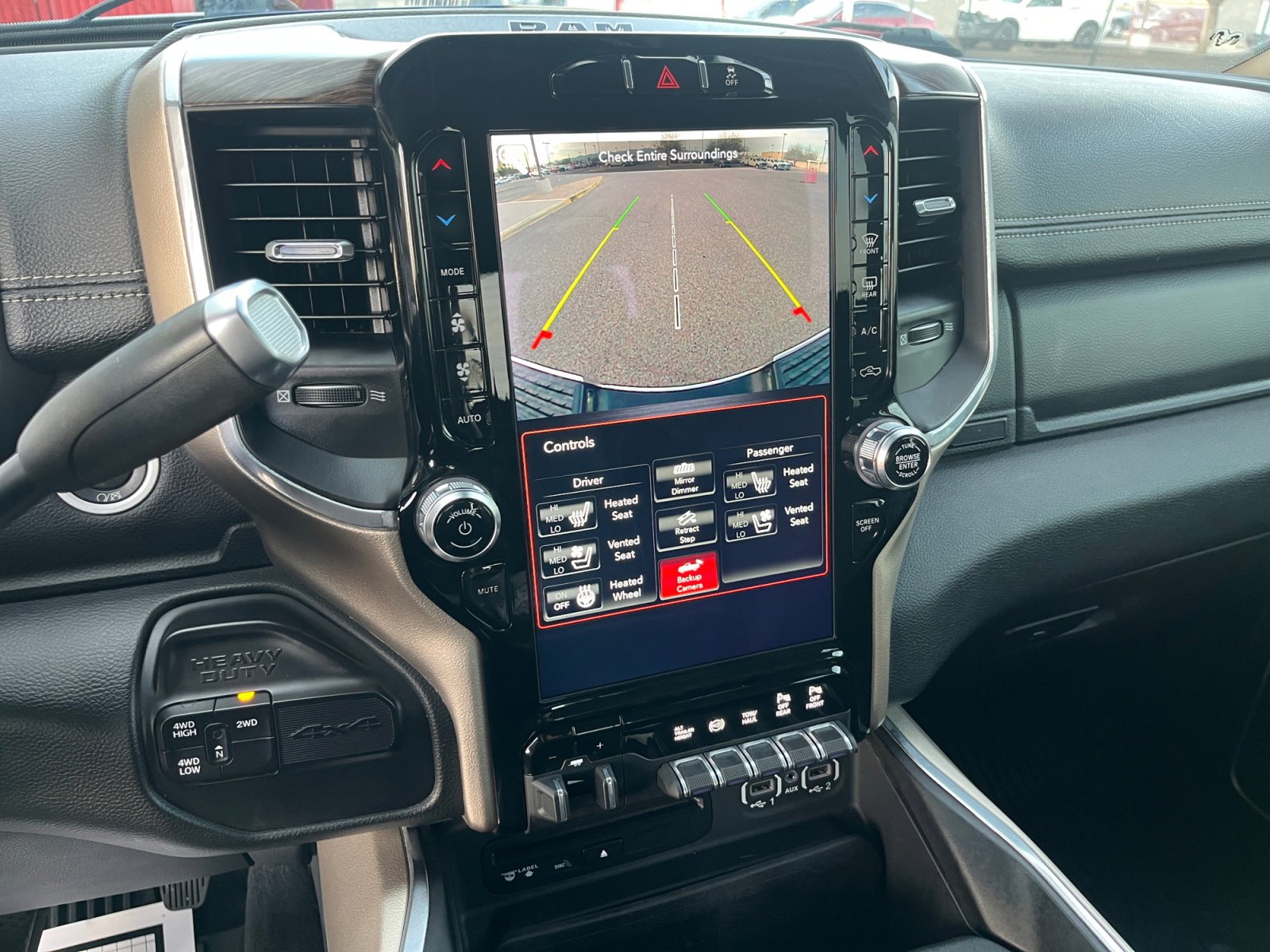 Used 2019 RAM 3500 Laramie image 29