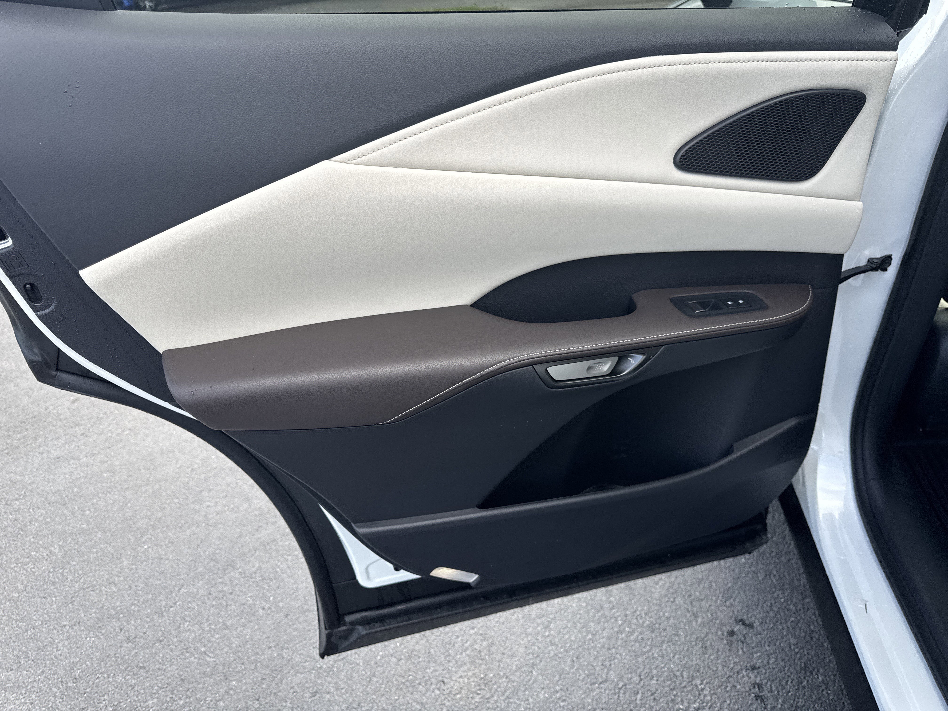 Used 2026 Lexus RX 350 Premium Plus w/ Convenience Package image 27