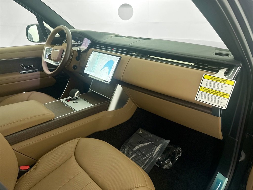 New 2026 Land Rover Range Rover Long Wheelbase SE image 29
