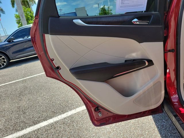Certified 2019 Lincoln MKC Reserve FWD image 14
