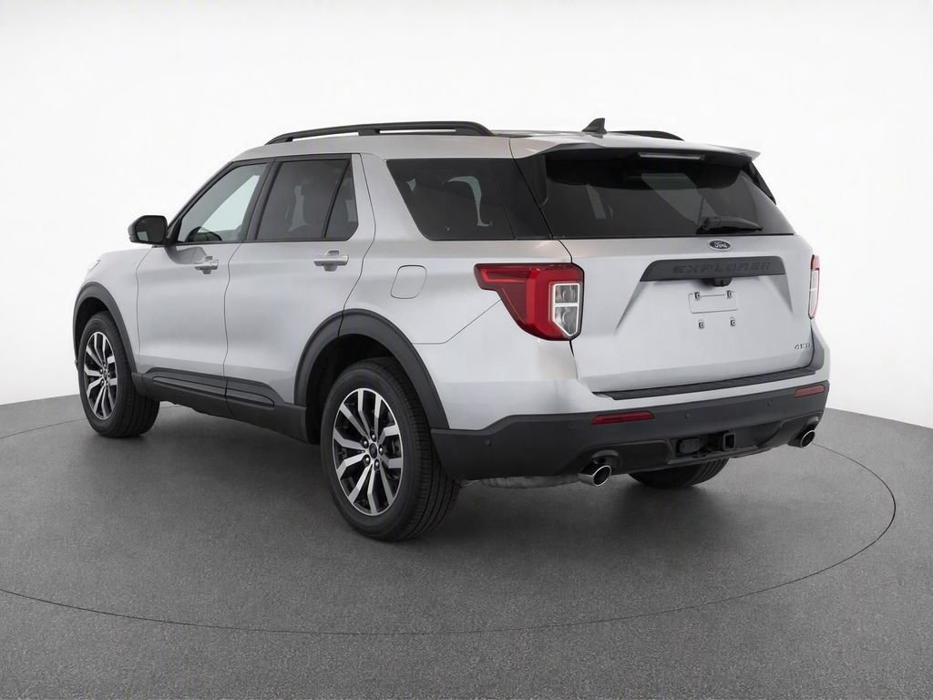 Used 2022 Ford Explorer ST-Line w/ Class IV Trailer Tow Package AWD/4WD image 4