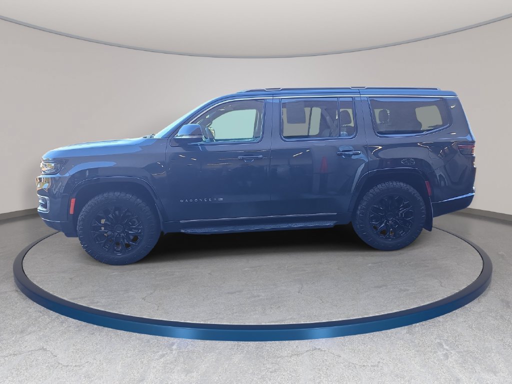 Used 2023 Jeep Wagoneer 4WD image 9