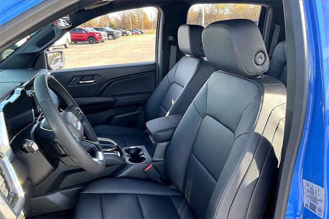 New 2026 GMC Canyon Elevation w/ Convenience Package image 9