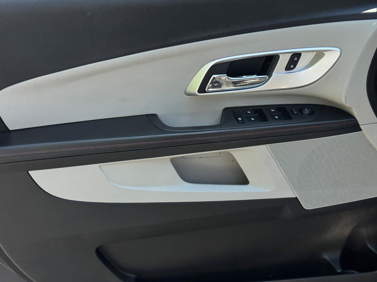 Used 2015 Chevrolet Equinox LT FWD image 15