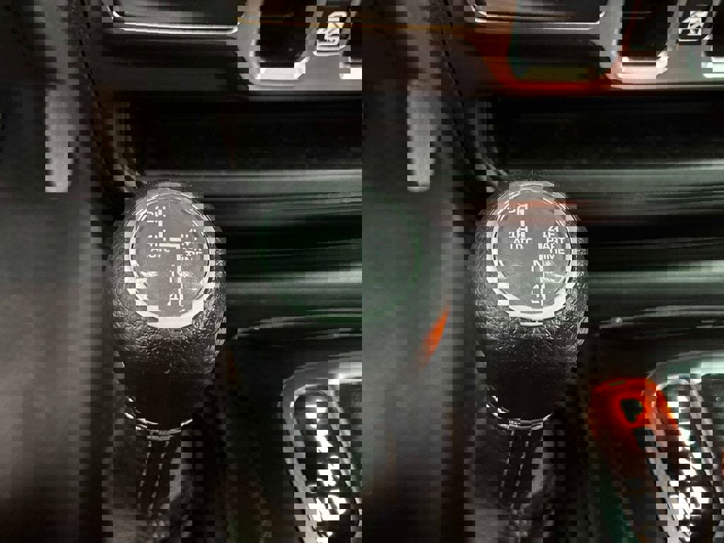 Certified 2025 Jeep Wrangler Unlimited Sahara w/ Safety Group image 30