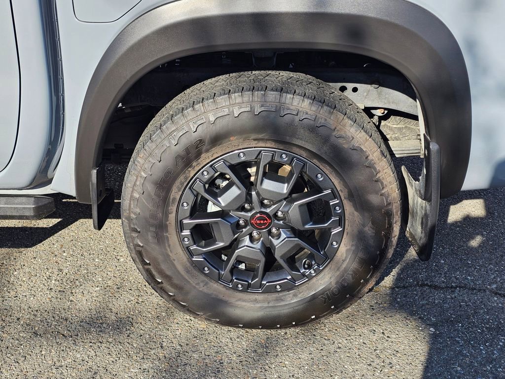 Certified 2024 Nissan Frontier PRO-4X w/ Pro Premium Package AWD/4WD image 9