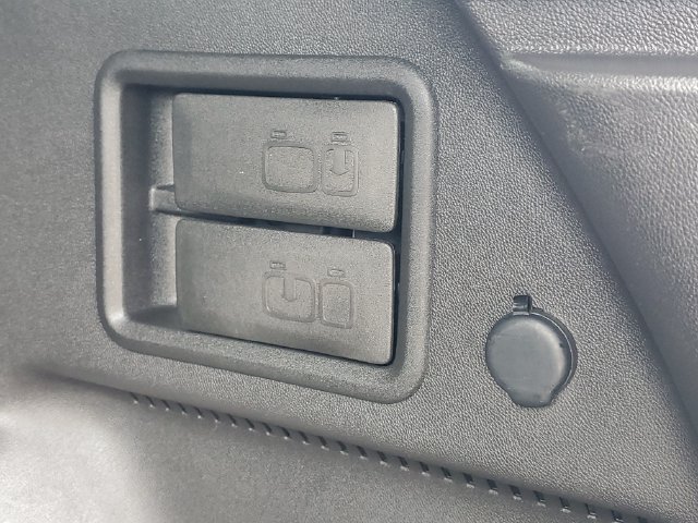 Used 2022 Chevrolet Equinox LT FWD image 8