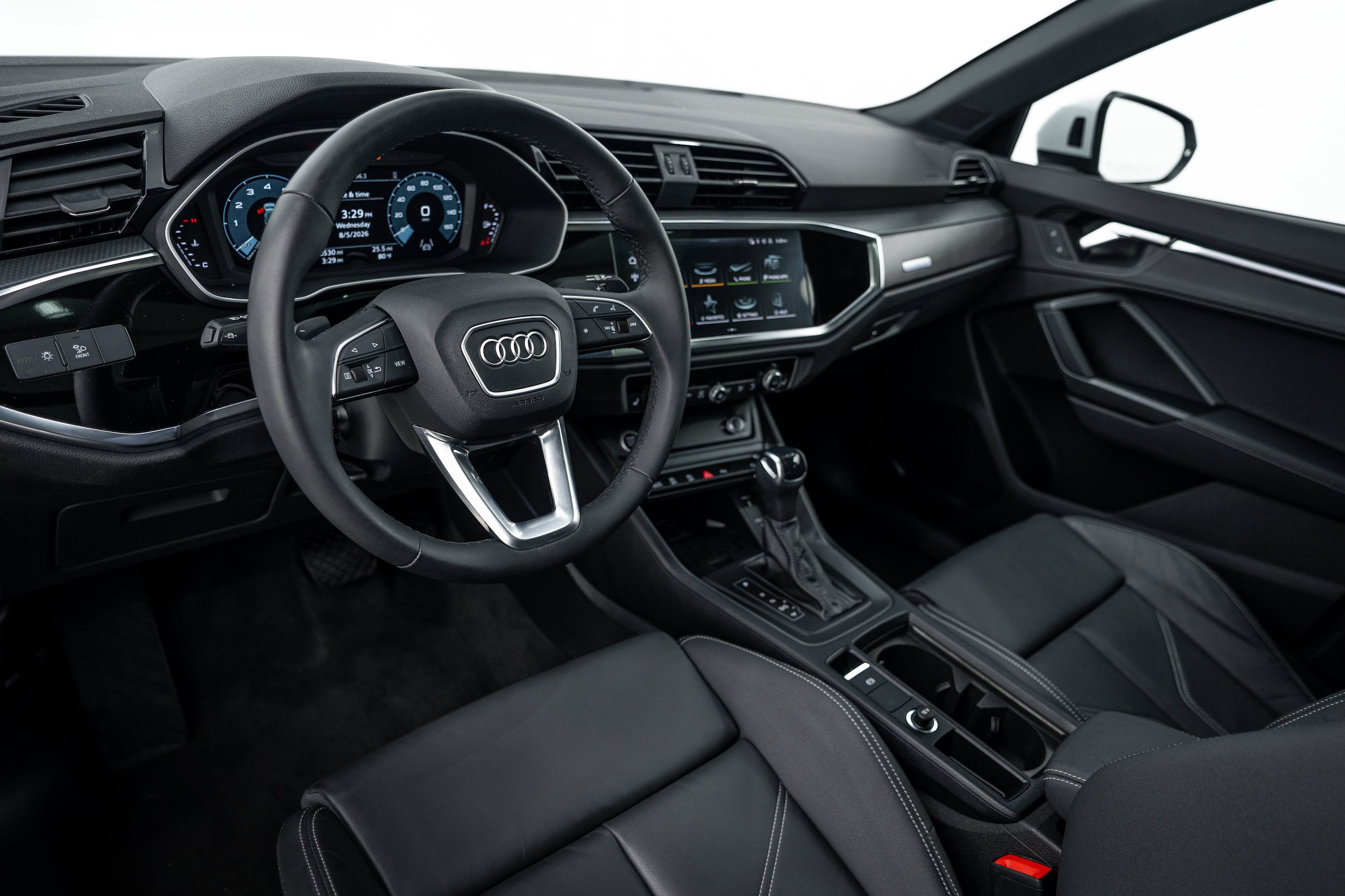 Certified 2023 Audi Q3 2.0T Premium Plus w/ Premium Plus Package AWD/4WD image 8