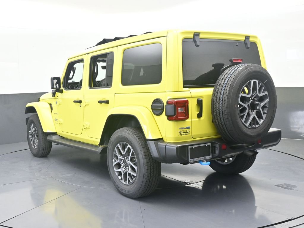 Used 2023 Jeep Wrangler Unlimited Sahara image 4