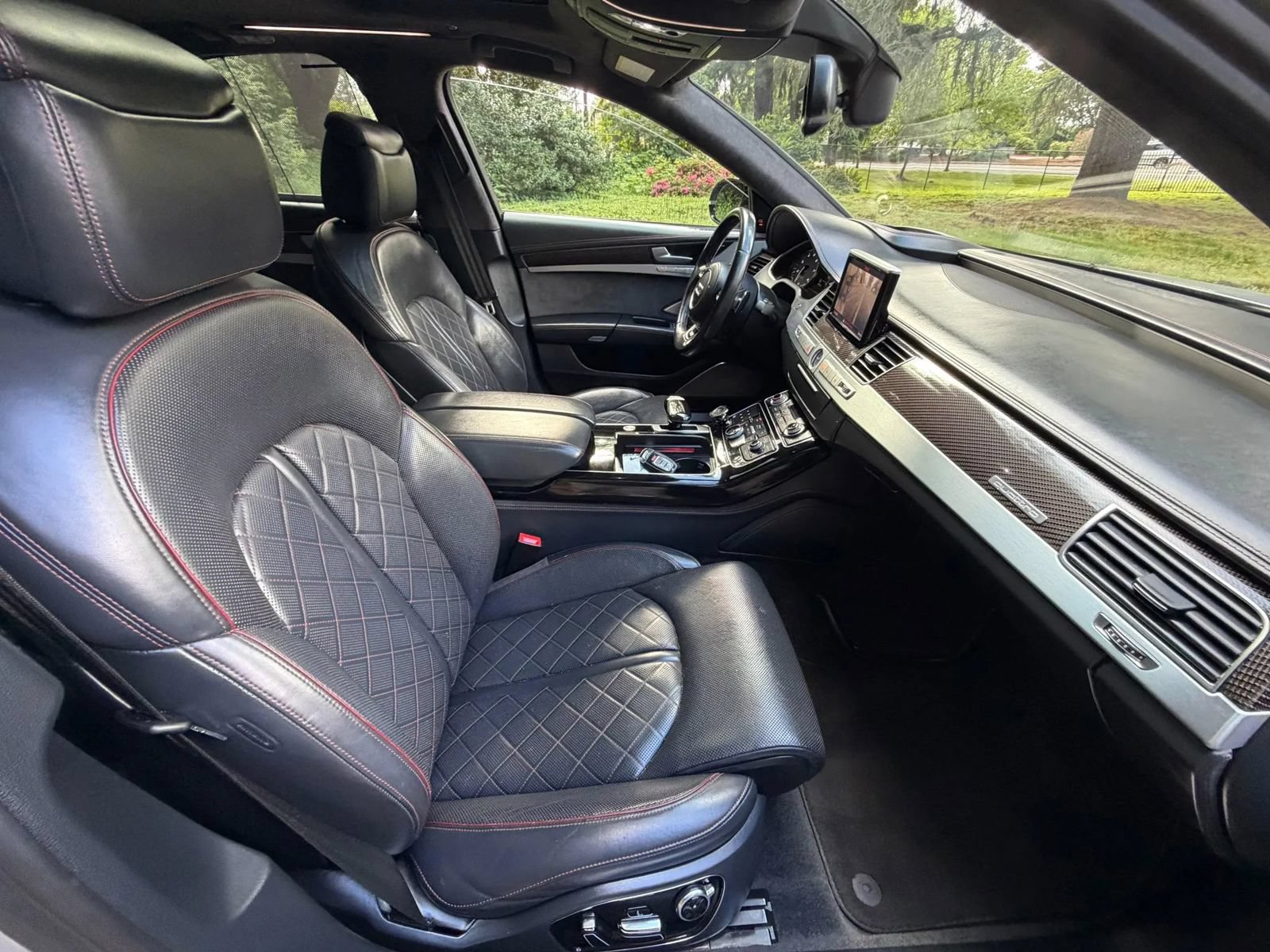 Used 2017 Audi S8 Plus AWD/4WD image 9