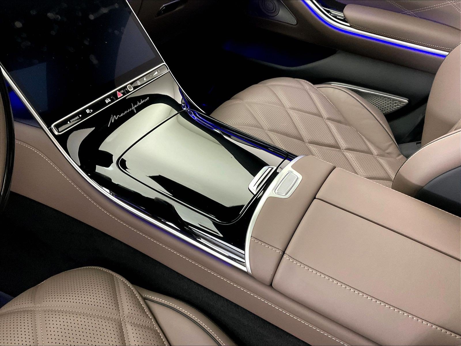 Certified 2024 Mercedes-Benz Maybach S 680 4MATIC image 18