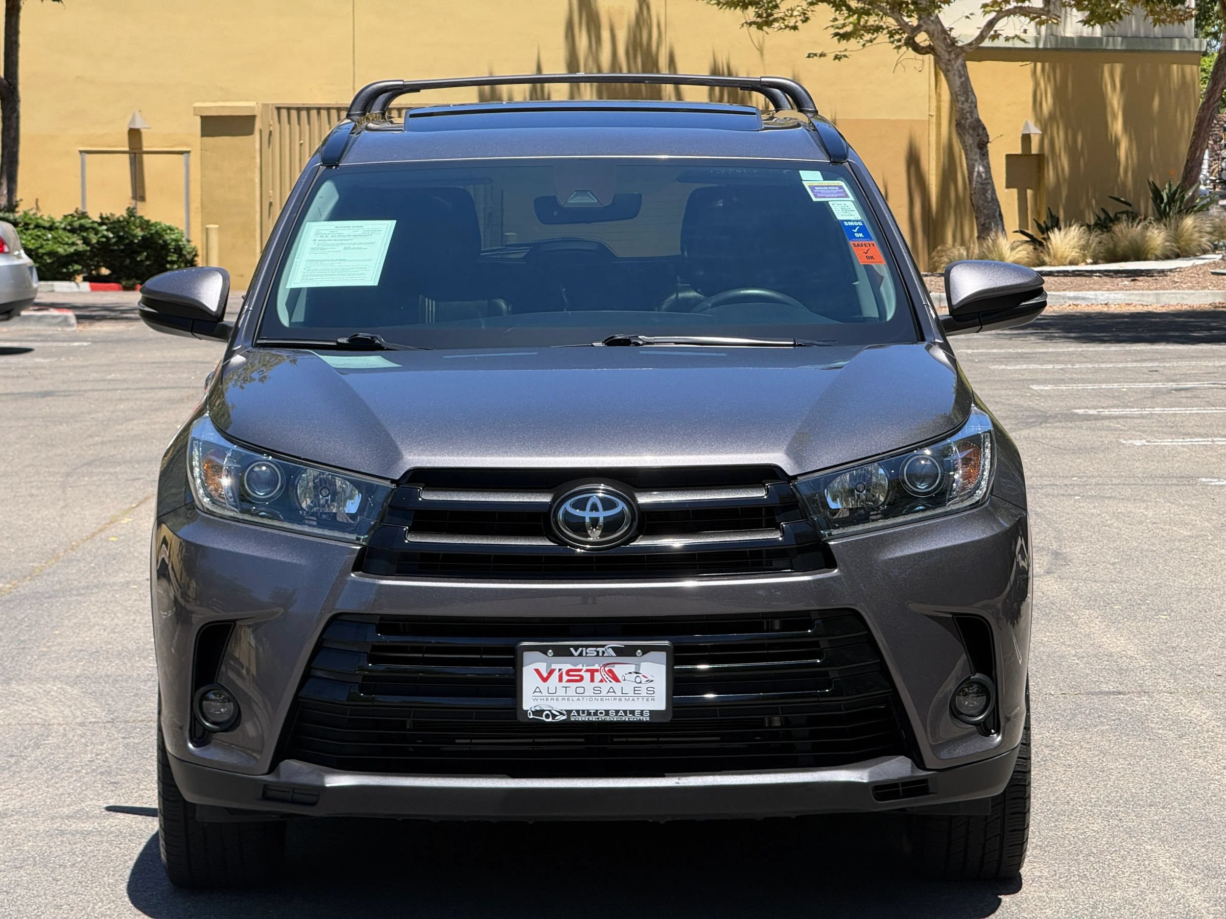 Used 2019 Toyota Highlander SE FWD image 8