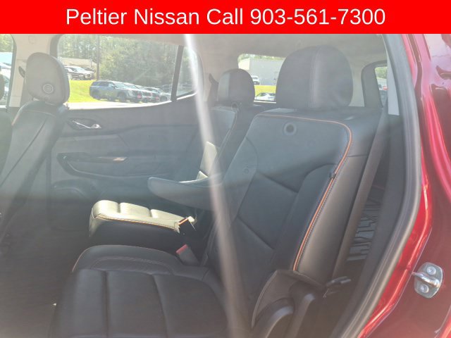 Used 2023 GMC Acadia AT4 w/ Technology Package AWD/4WD image 11