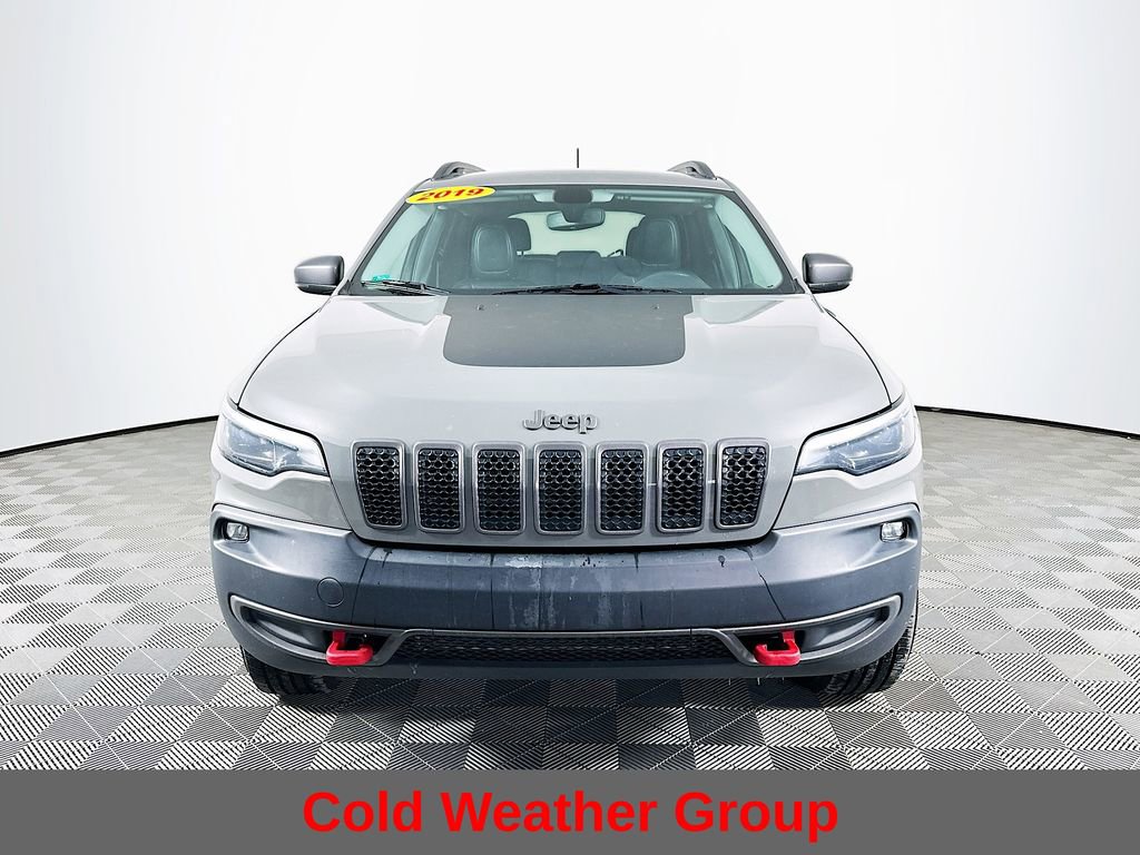 Used 2019 Jeep Cherokee Trailhawk w/ Cold Weather Group image 5