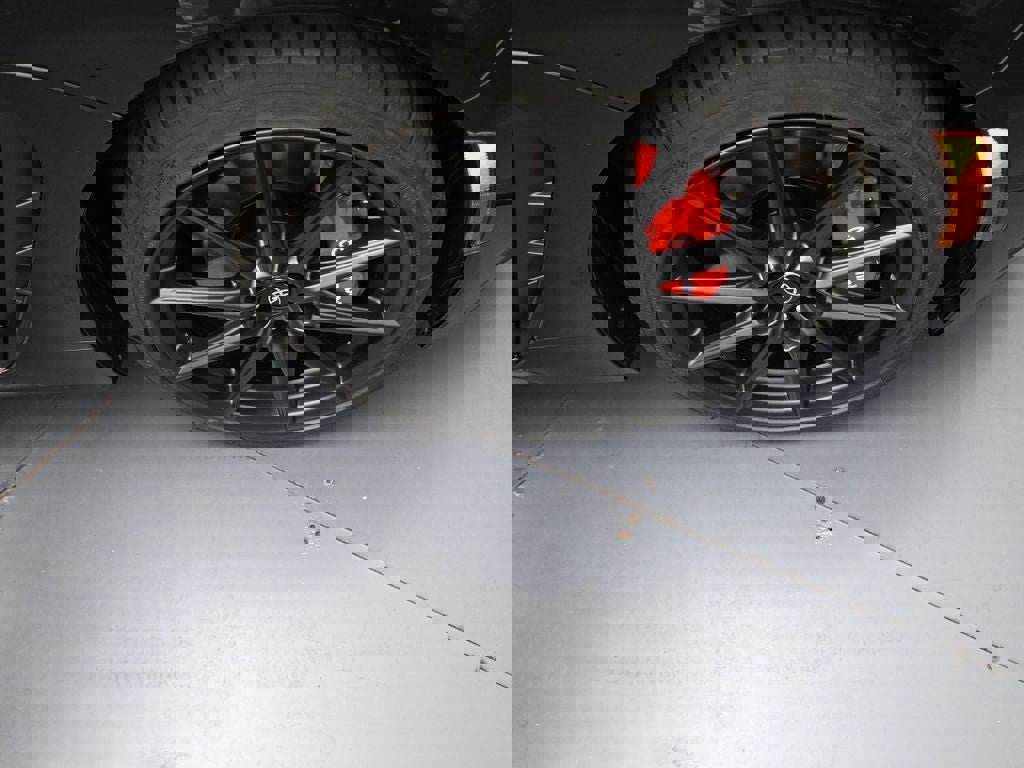 New 2025 Toyota GR86 Premium w/ Performance Package image 34