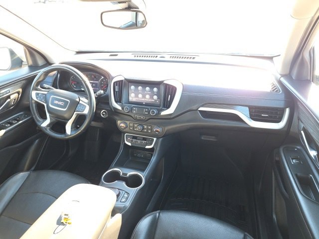 Used 2023 GMC Terrain SLT image 13