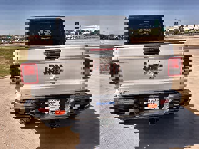 Used 2022 Jeep Gladiator Mojave w/ Trailer Tow Package image 6